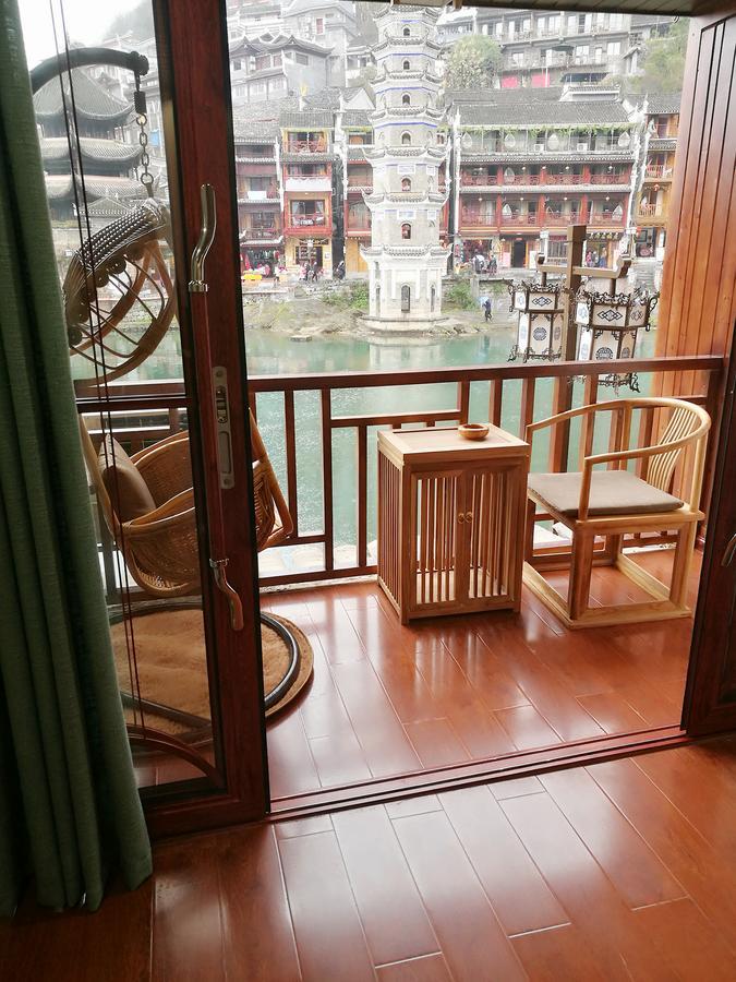 沱江缘民宿 Fenghuang Buitenkant foto